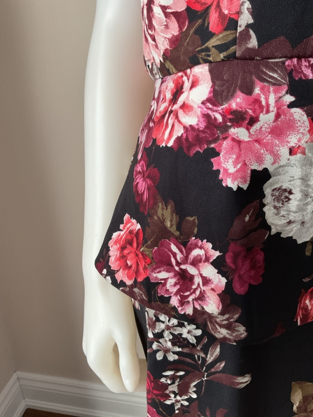 Ricki's Floral Dress - Picture 4 of 9